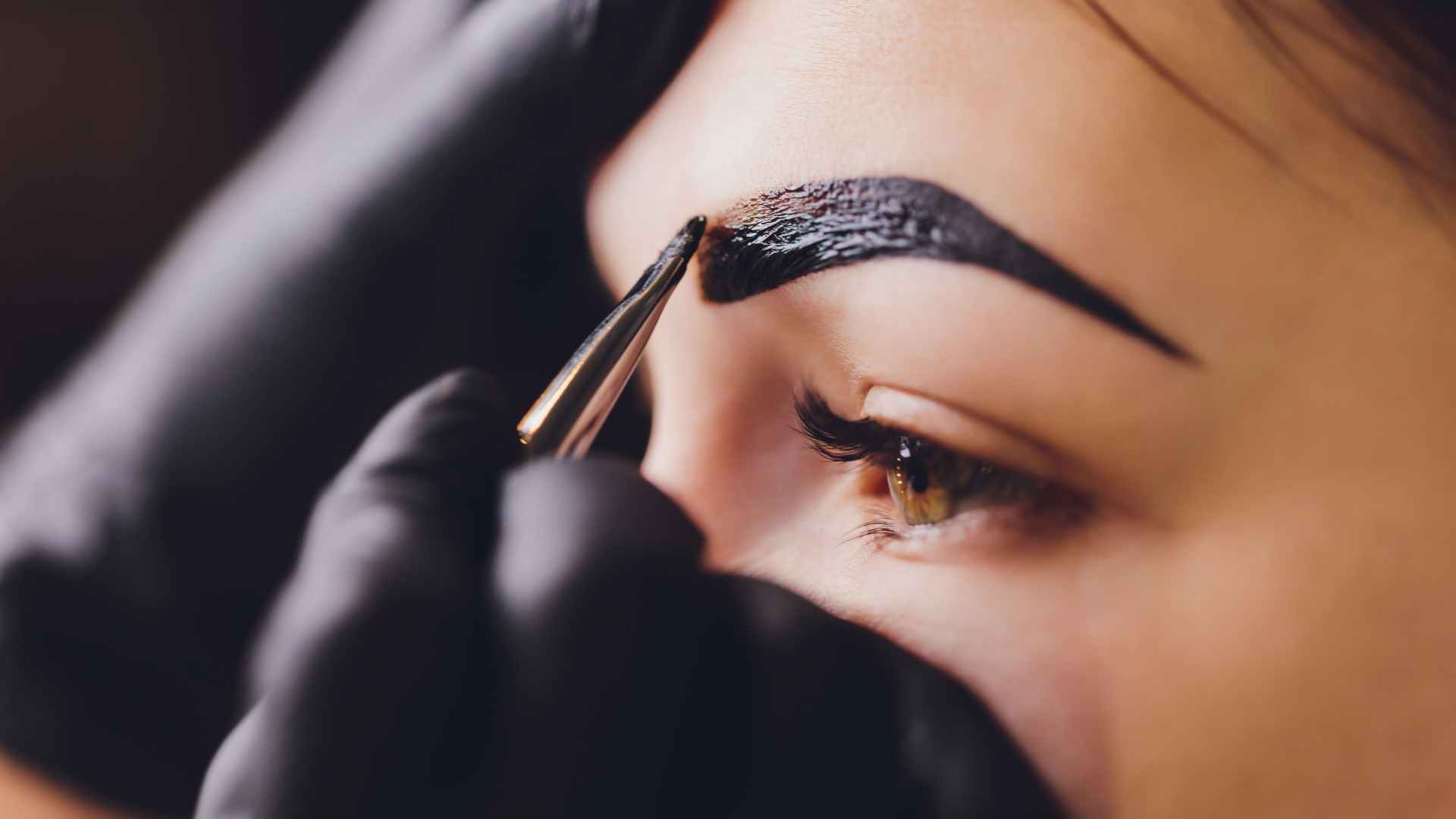 Online Brow Henna Course Australia - Institute of Beauty eyebrow henna training