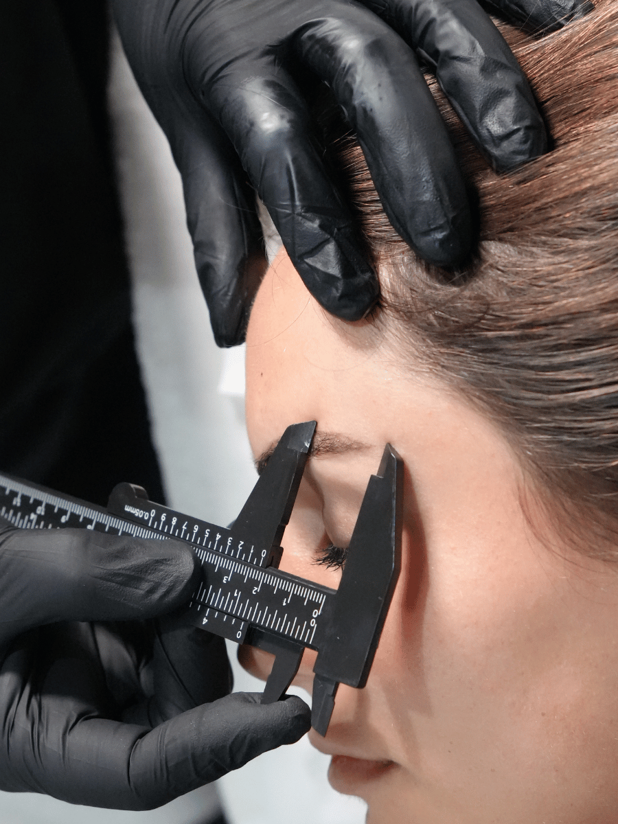 Brow mapping training at Institute of Beauty