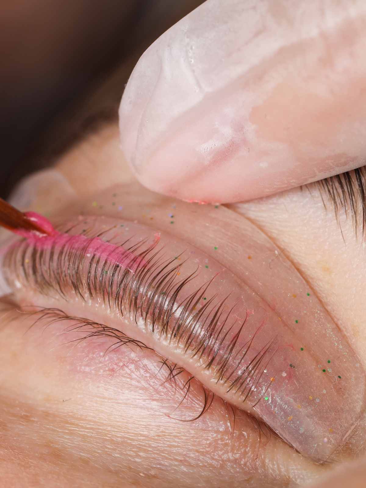 Lash lift rod placement technique
